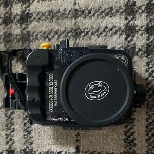 Seafrogs a6000 waterproof case NEW